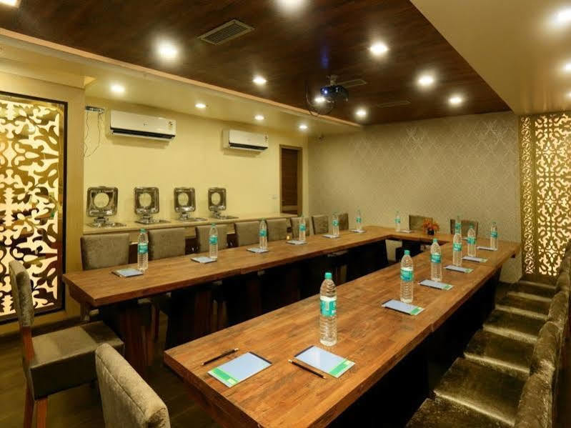 Hotel Indraprastha Delhi  Eksteriør billede